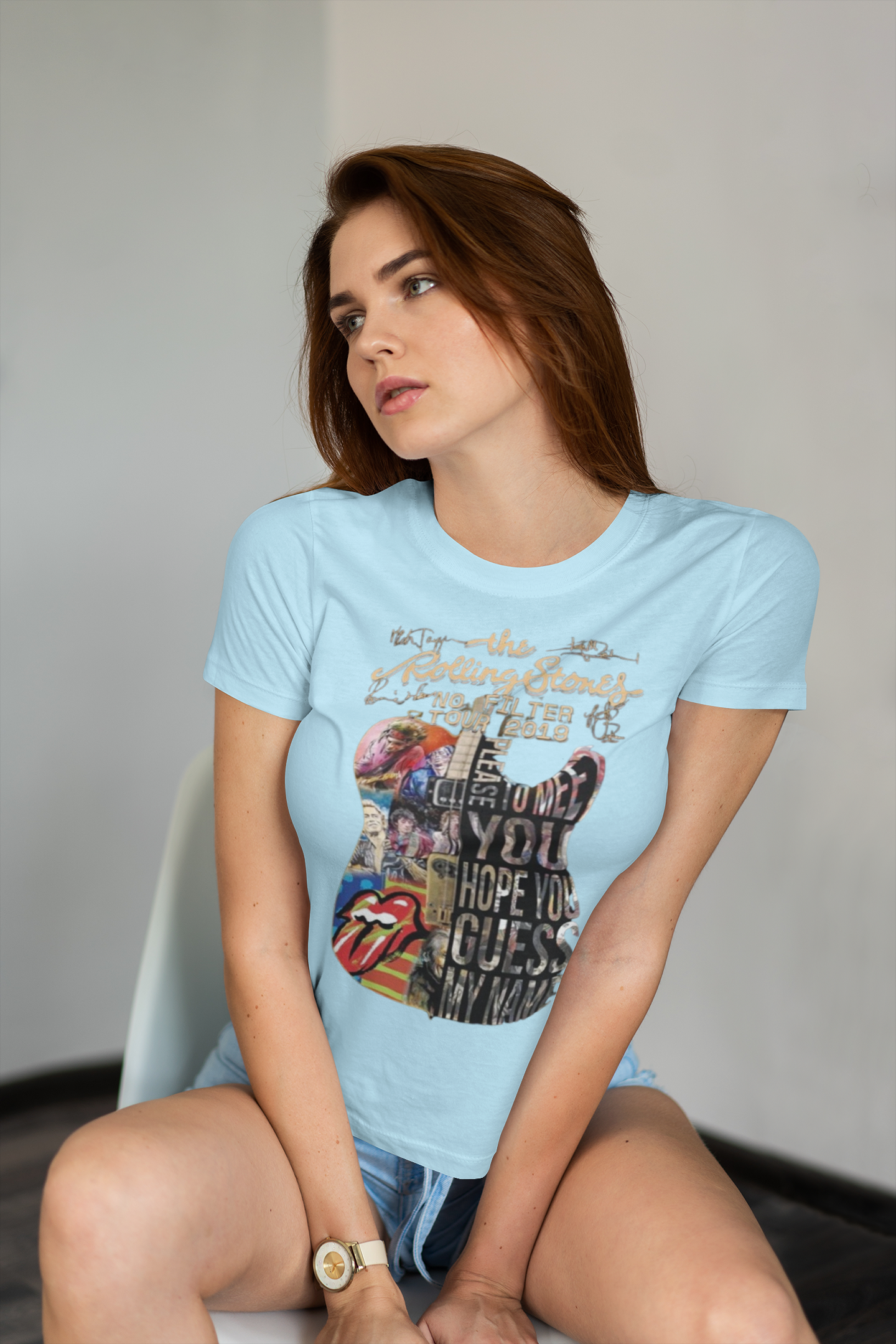 Дамска тениска с къс ръкав
