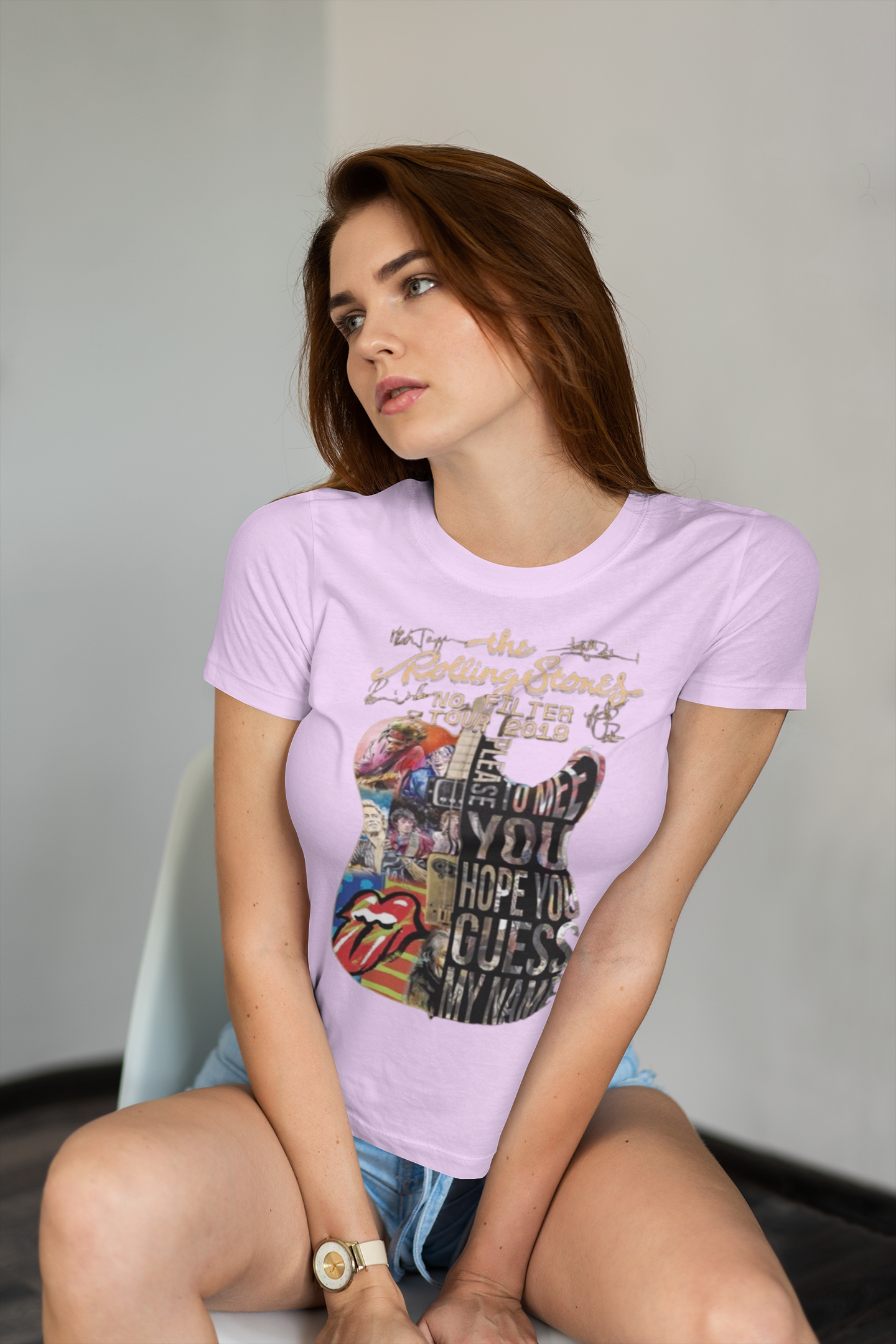 Дамска тениска с къс ръкав
