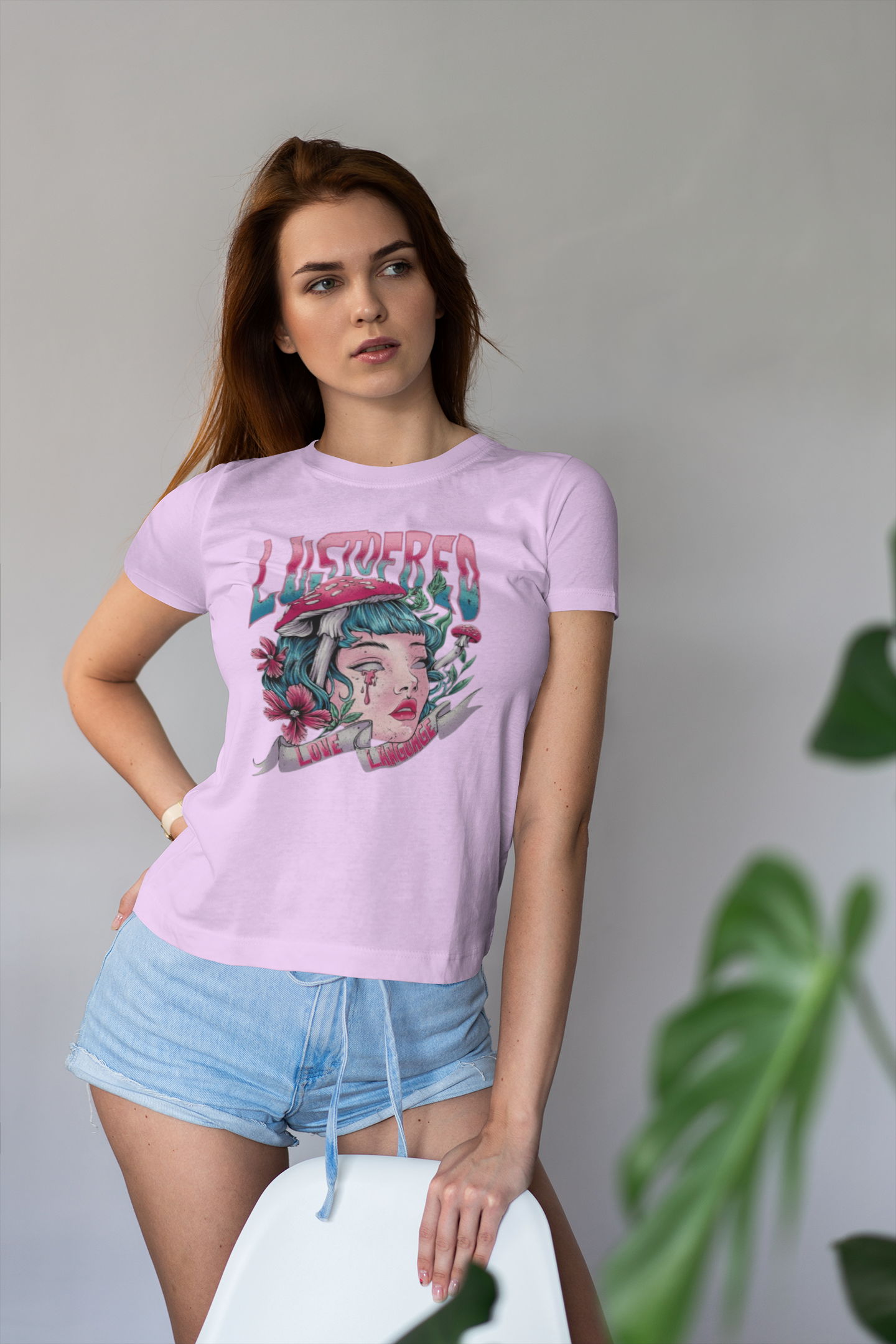 Дамска тениска с къс ръкав