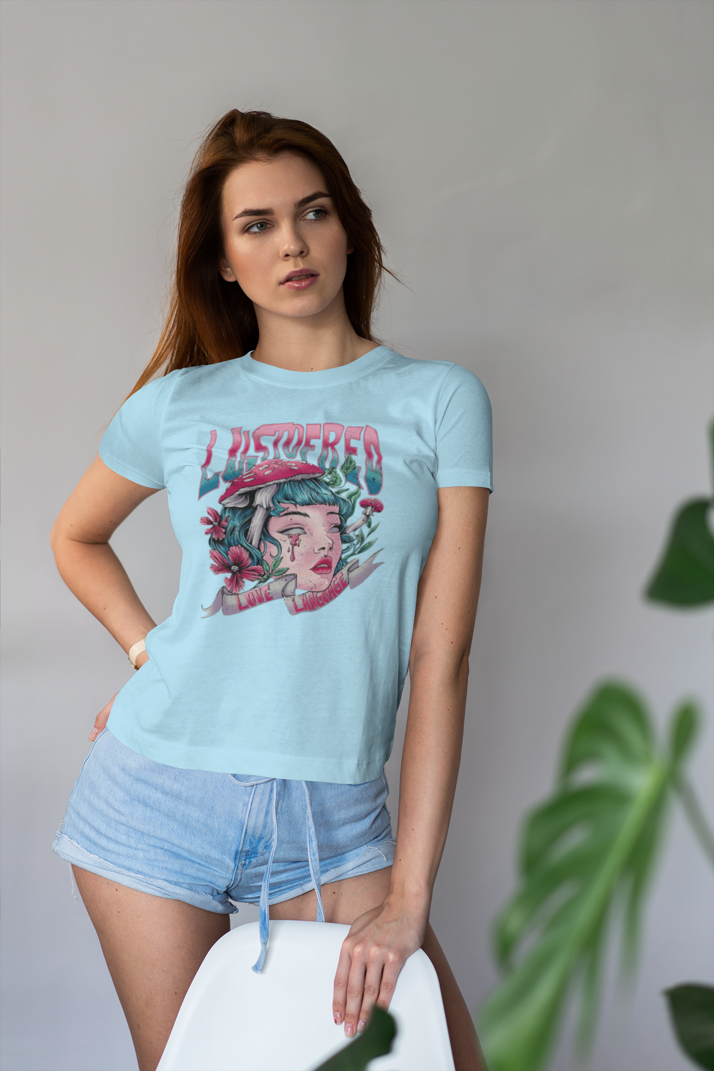 Дамска тениска с къс ръкав